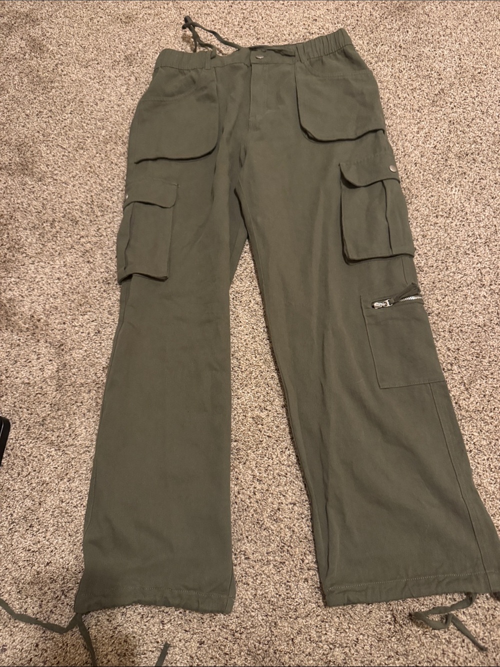 Casei Women’s Olive Green Cargo Pants with Drawstrings size L